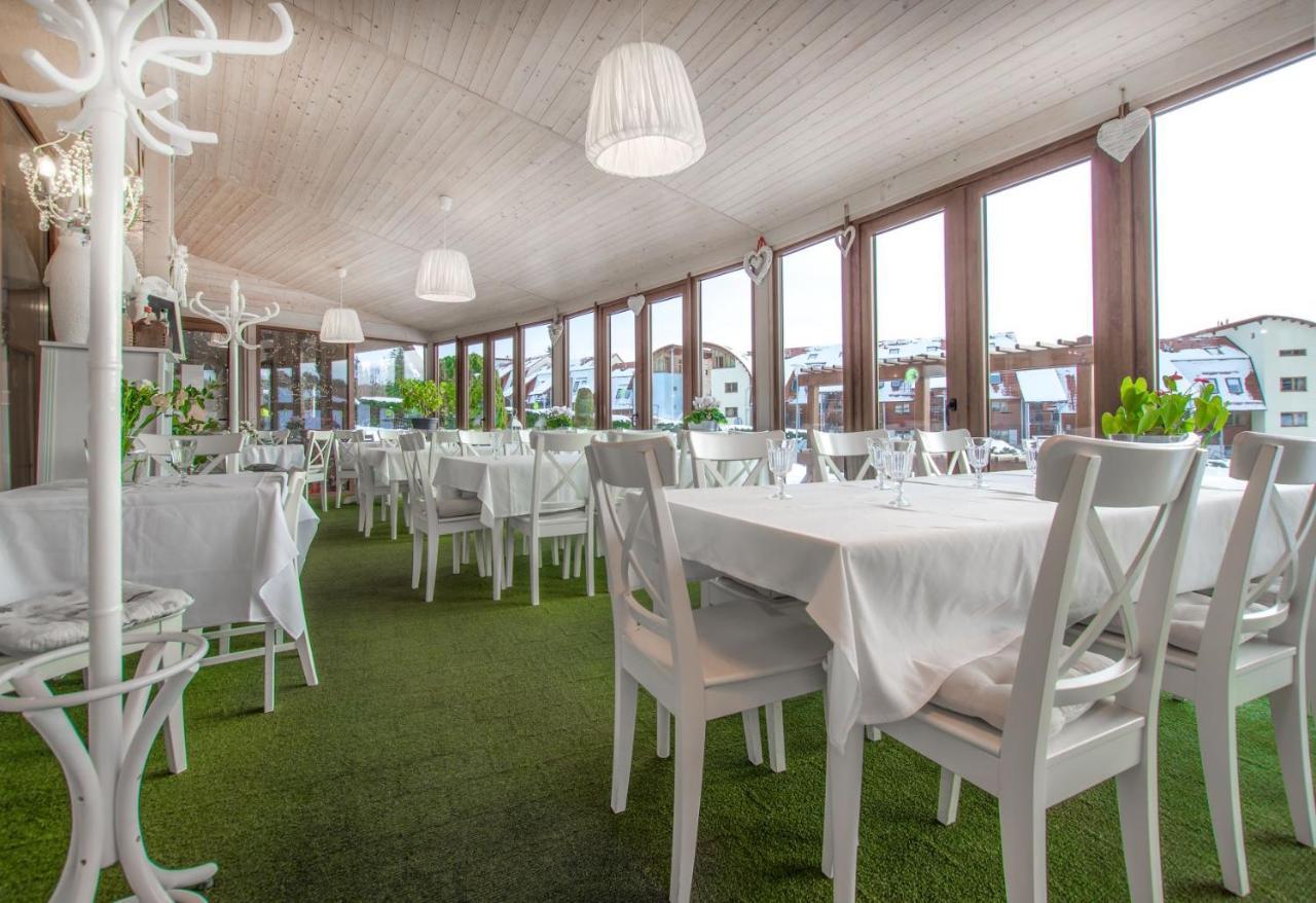 Hotel Slunecna Louka Lipno nad Vltavou Exteriör bild