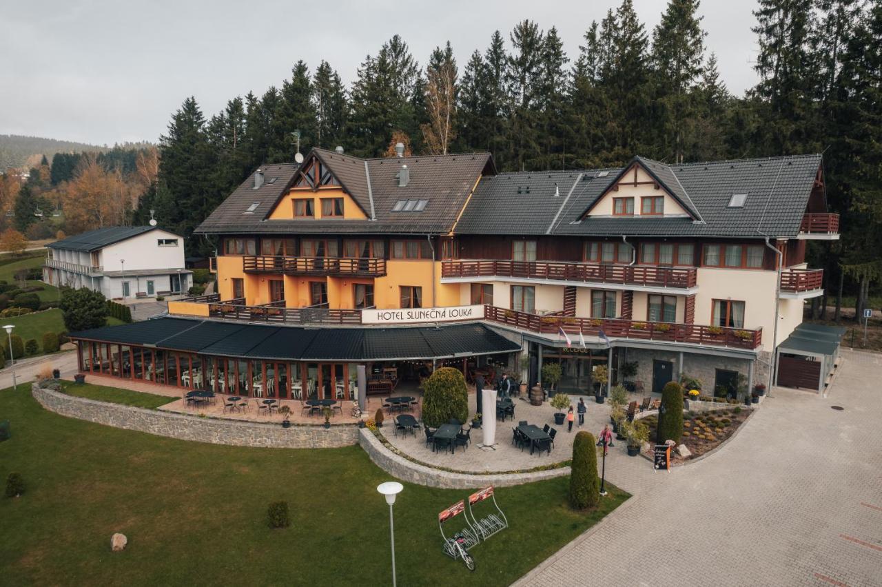 Hotel Slunecna Louka Lipno nad Vltavou Exteriör bild