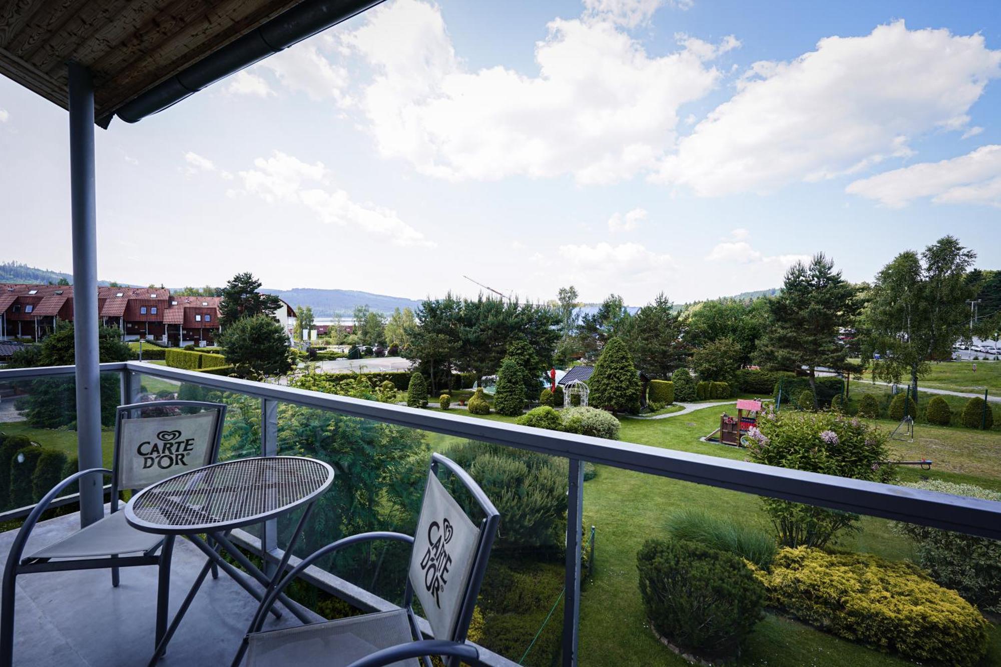 Hotel Slunecna Louka Lipno nad Vltavou Exteriör bild